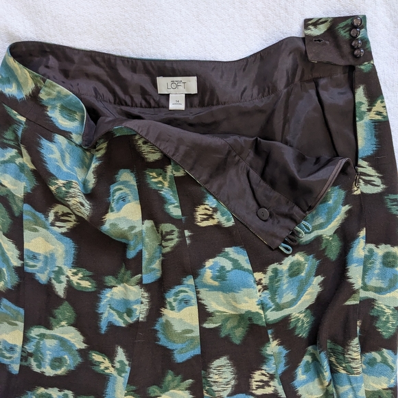 ANN TAYLOR LOFT Floral Fit and Flare Skirt - Picture 10 of 13